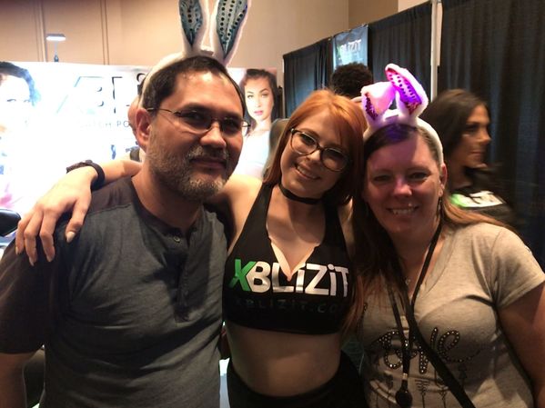 Reg, Lisa and Penny Pax
