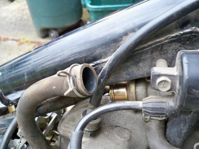 Kawasaki 454 LTD - air valve
air valve disconnected
Keywords: Kawasaki 454 LTD - valve